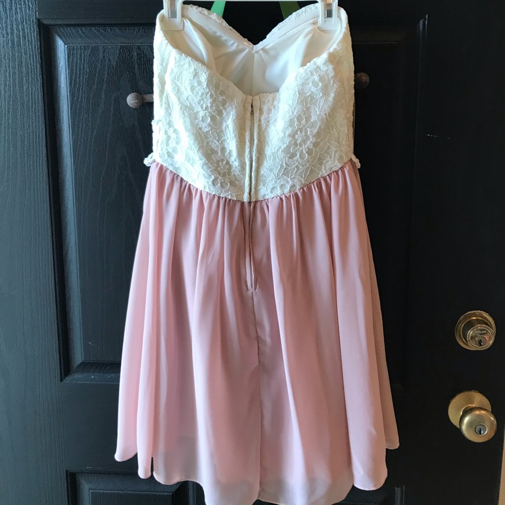 Dress - Picture 2 of 4